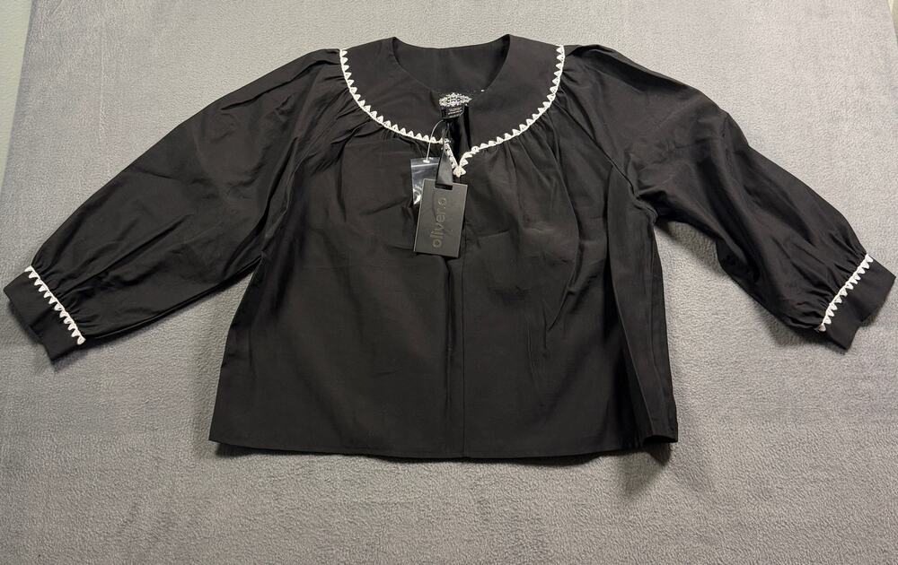 NWT Oliver.O Black Embroidered Trim Split Neck Blouse Top Women's Small
